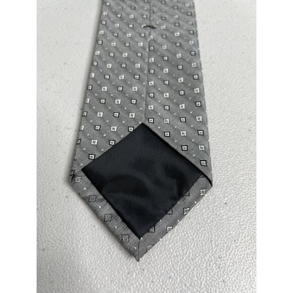 Calvin Klein Gray, Black Geometric Pattern Silk Blend Slim Designer Tie NWT - Picture 6 of 7